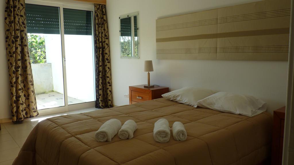 Ponta Delgada Azores Garden House - Private Suites & Apartments - Automatic Self Check-In מראה חיצוני תמונה